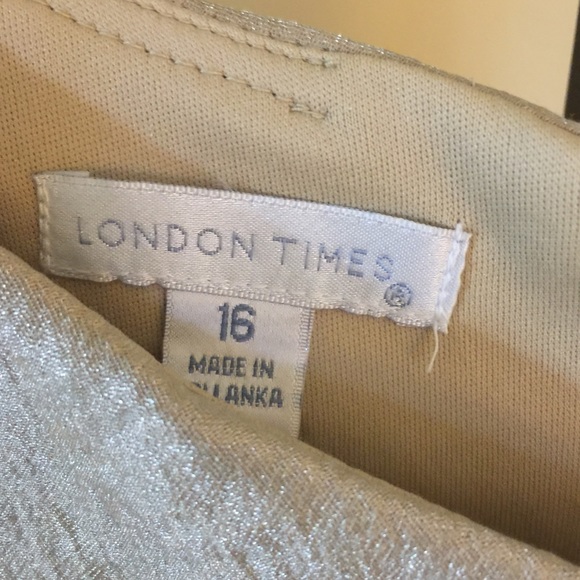 HOST PICK🎉🎊NWOT, London Times Dress!❌❌SOLD - Picture 9 of 12